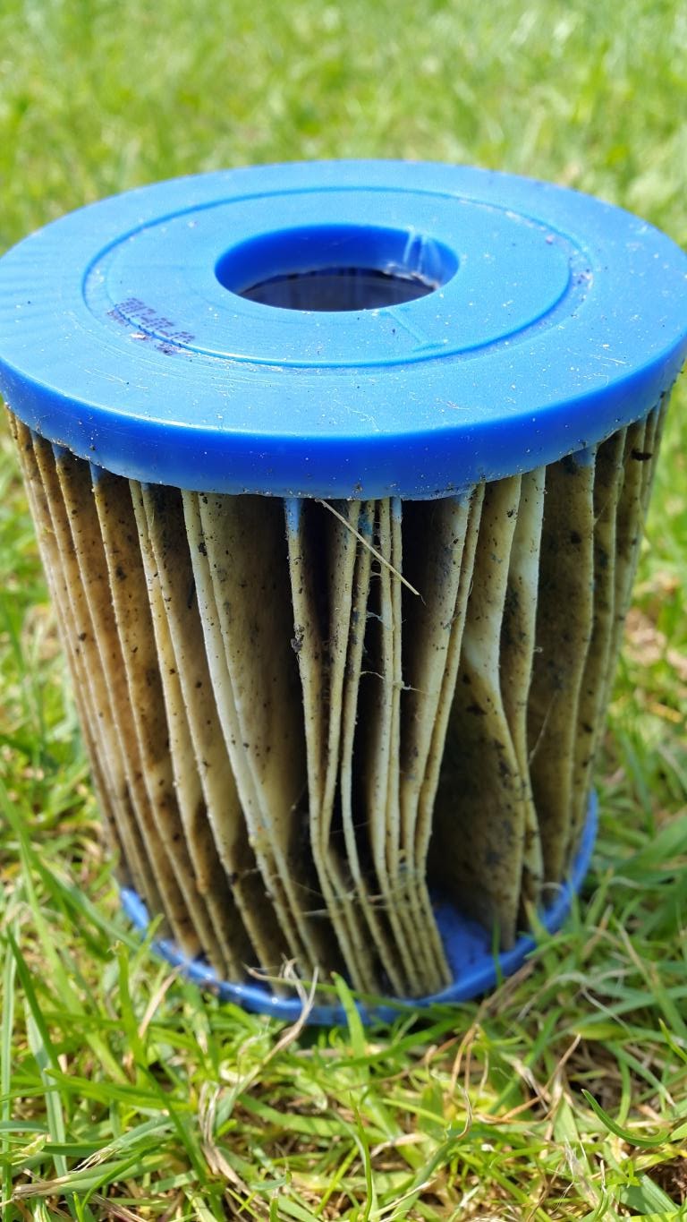 zwembad filter schoonmaken